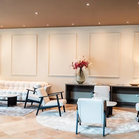 Hotel Capolago Hotel 4*